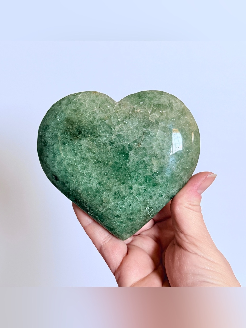 Stunning Green Strawberry Quartz Heart Polished Crystal Paperweight 1.2lb 4.5” - Picture 3 of 14